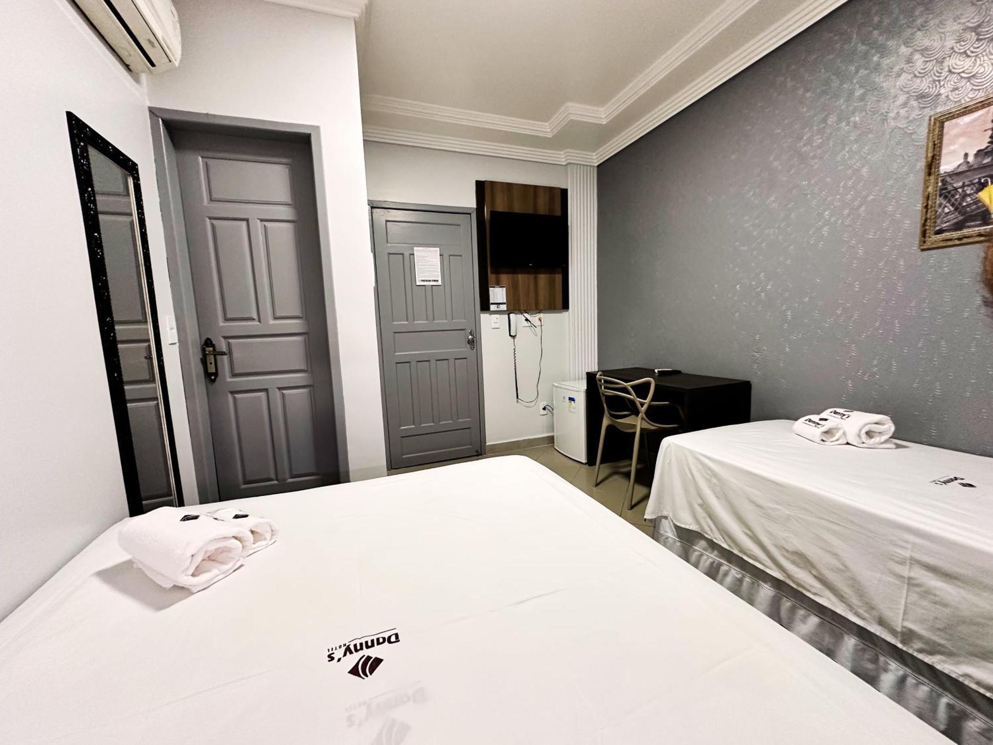 Danny'S Hotel Tailandia Dış mekan fotoğraf